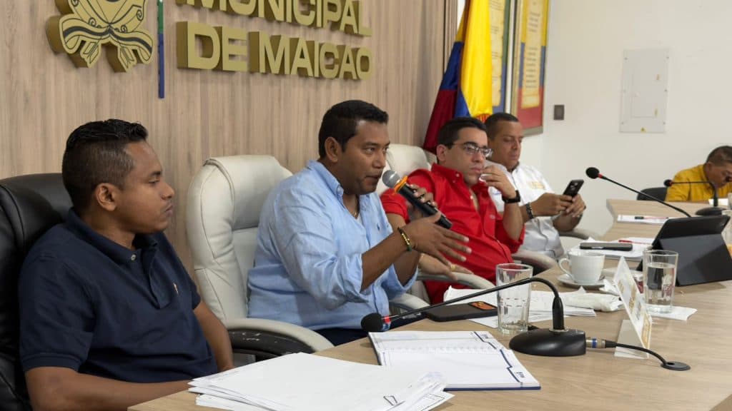 Alcalde de Maicao defiende inversiones locales y confía en empresa mixta EMDUMA