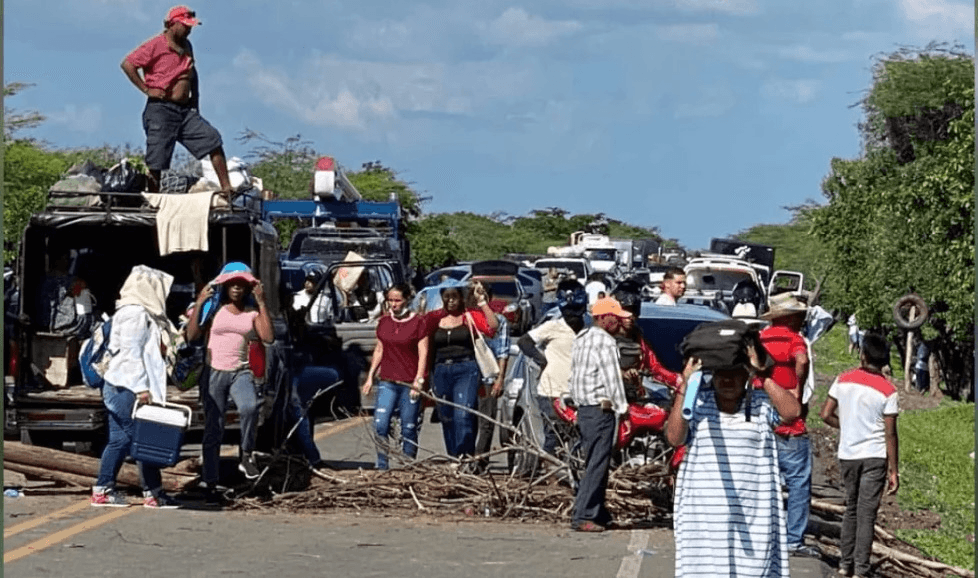 La Guajira asfixiada: bloqueos de carreteras dejan pérdidas por 12.4 billones en tres años