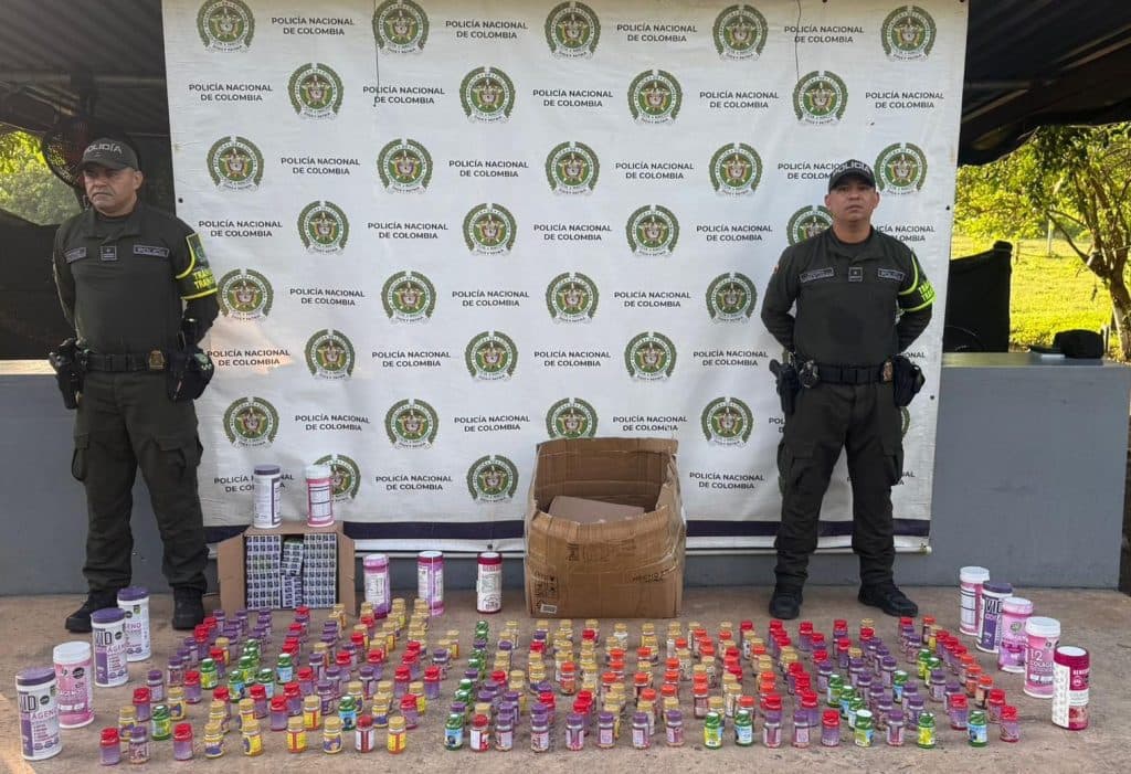 Policía captura a conductor con licencia falsa e incauta suplementos por 15 millones en La Guajira