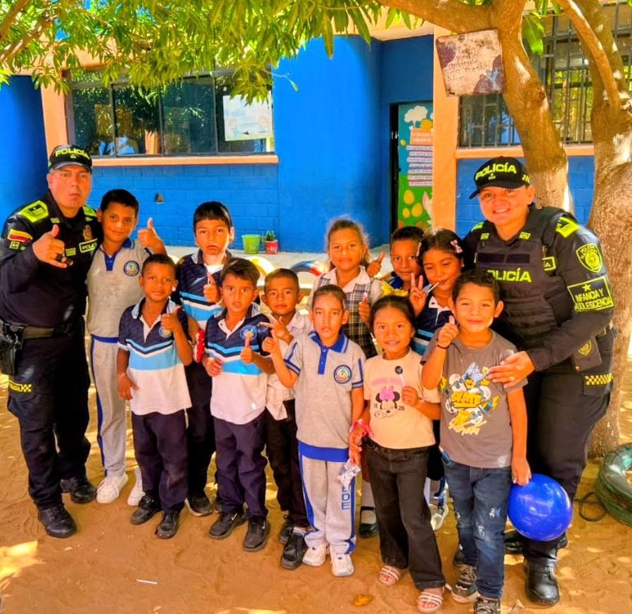 Policía y autoridades de La Guajira se unen contra el trabajo infantil en colegios