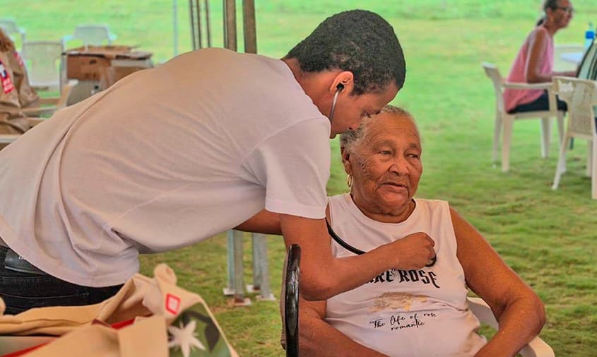 Salud gratis en el barrio: la Secretaría lleva médicos especialistas a Elsy Bar