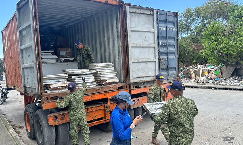 Armada recolecta ocho toneladas de residuos en San Andrés y Providencia