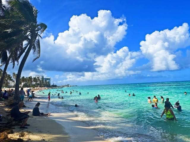 San Andrés cierra sus playas en la noche: prohibido bañarse después de las 6 p.m.