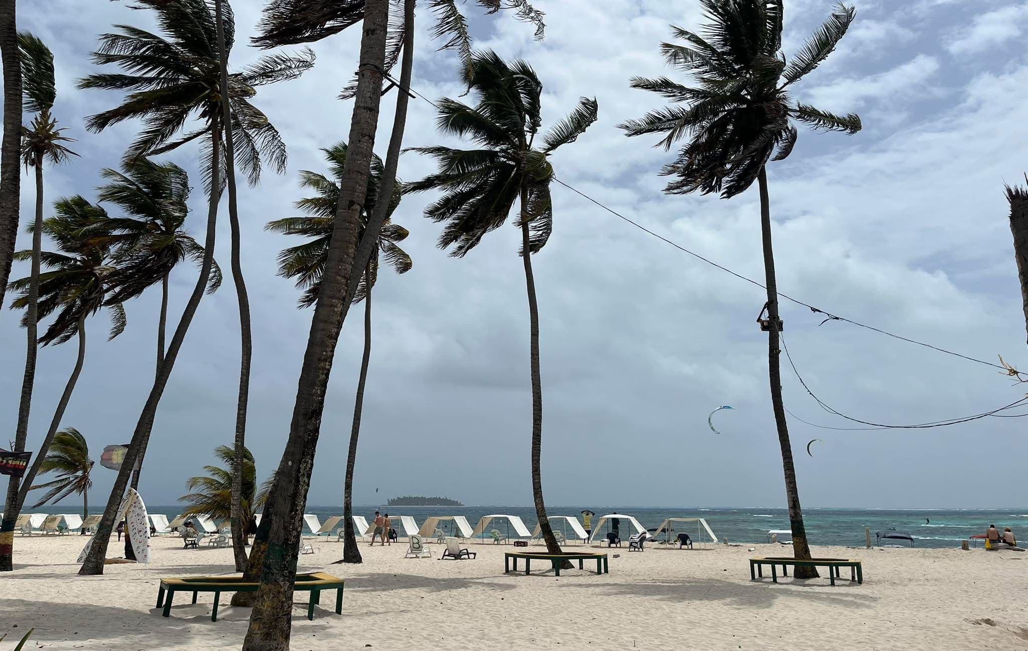 Nubes y lluvias ligeras se avecinan en el archipiélago para este jueves