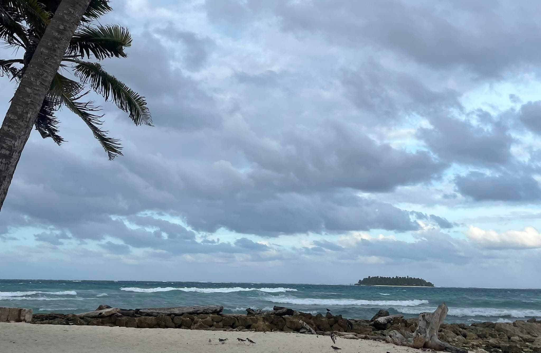 Archipiélago se prepara para miércoles de vientos fuertes y olas de hasta 3,8 metros